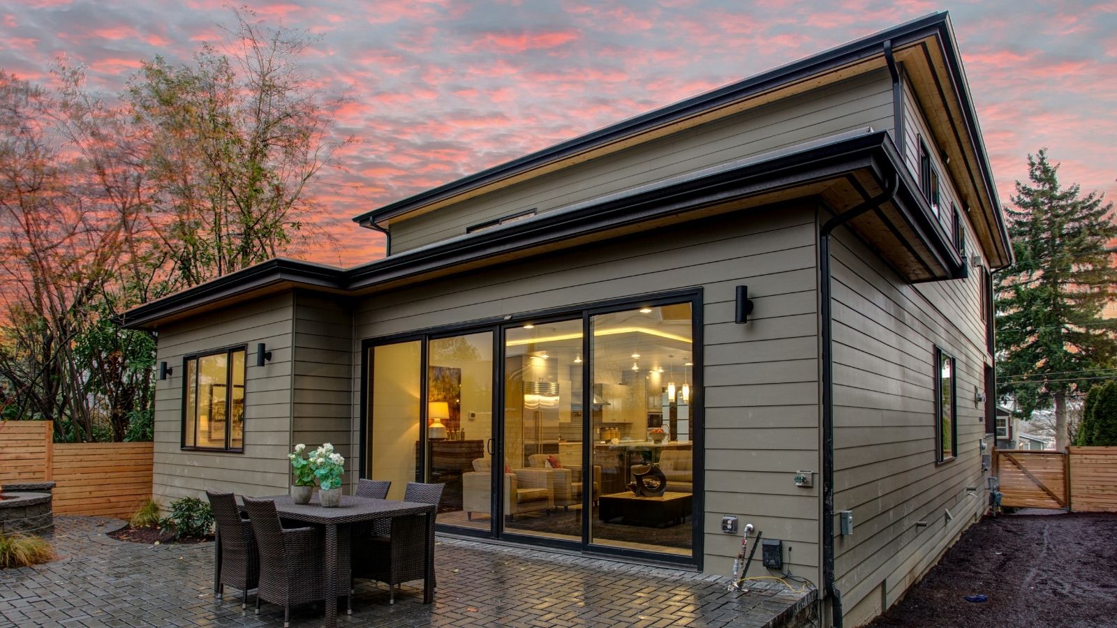 Heather Kay, REAL BROKER - SCOTTSDALE
